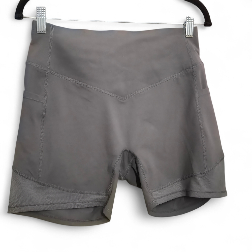 Halara Large UltraSculpt High Waisted Tummy Control Shorts W/ Pockets - Picture 3 of 7